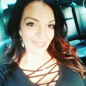 Meet your Posher, Denise